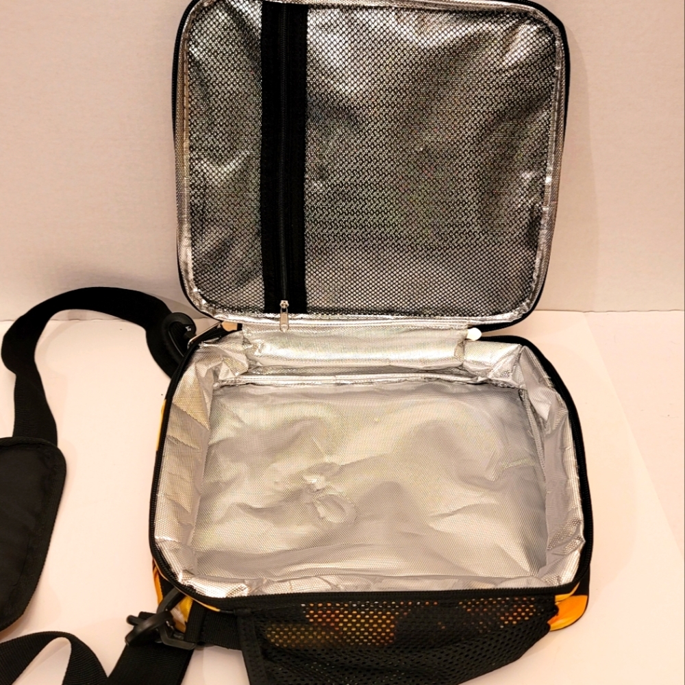 Sunflower insulated lunch bag. Zipper inside, pocket for water bottle on side.